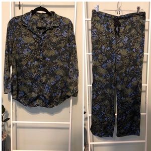Ann Taylor Factory Sleep Floral Pajama PJ Top Bottom Set